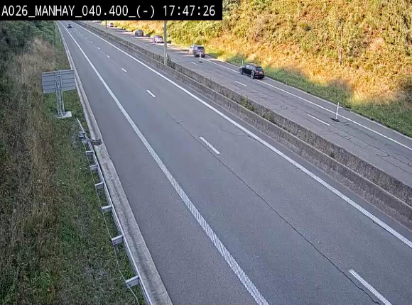 Webcam autoroute A26/E25 à hauteur de Manhay, après la jonction avec la N651 en direction de Liège - BK 40.4