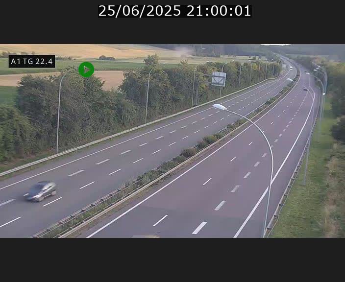 Traffic live webcam Luxembourg Flaxweiler - A1 direction Luxembourg - BK 22.4