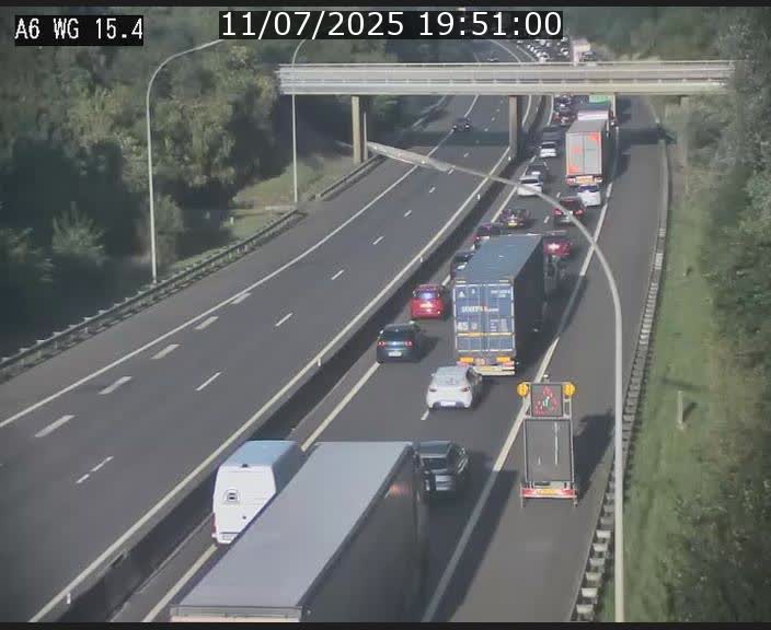 Traffic live webcam Luxembourg Capellen - A6 - BK 15.4 - direction Luxembourg/France/Allemagne