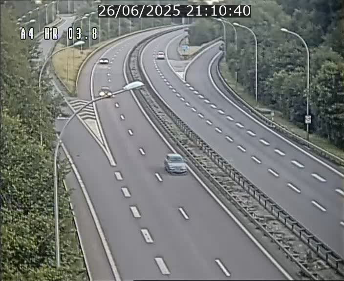 Webcam traffic A4 Luxembourg - BK 3.8 - Leudelange (direction Esch sur Alzette)