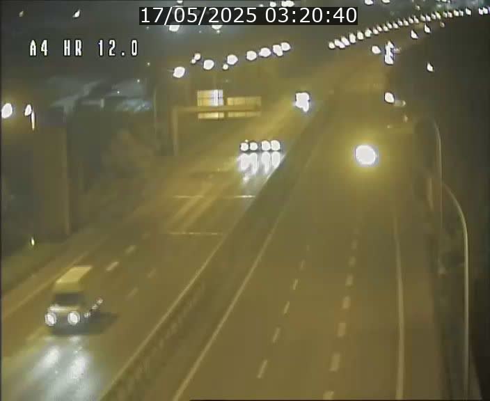 Traffic live webcam Luxembourg Jonction Foetz - A4 - BK 12.0 - direction Esch sur Alzette