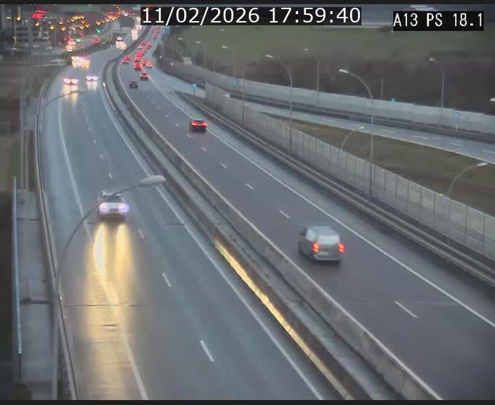 Traffic live webcam Luxembourg Dudelange - A13 direction Croix de Bettembourg - BK 18.1