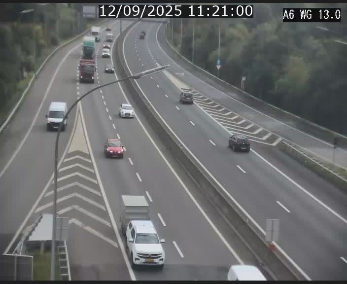 Traffic live webcam Luxembourg Mamer - A6 - BK 13 - direction Luxembourg/France/Allemagne