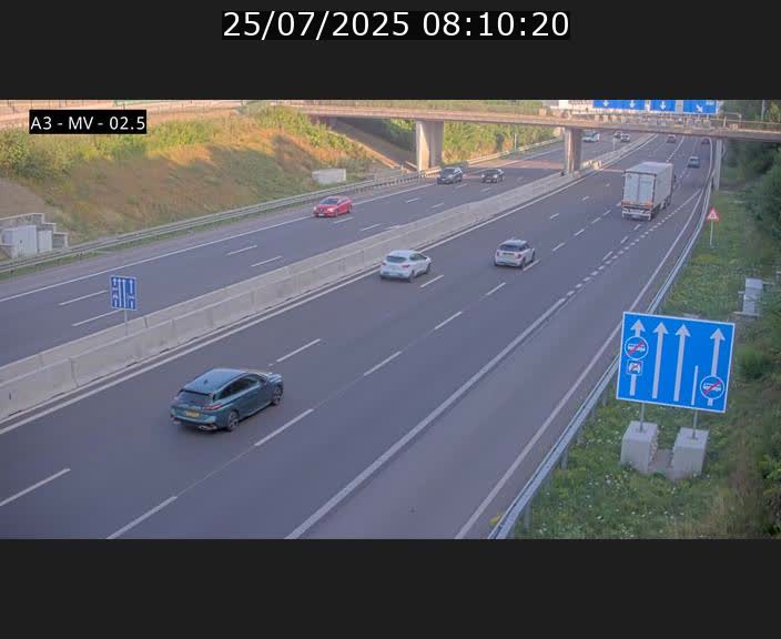 Webcam autoroute A3 au Luxembourg à proximité de la Croix de Gasperich. Vue orientée vers Luxembourg