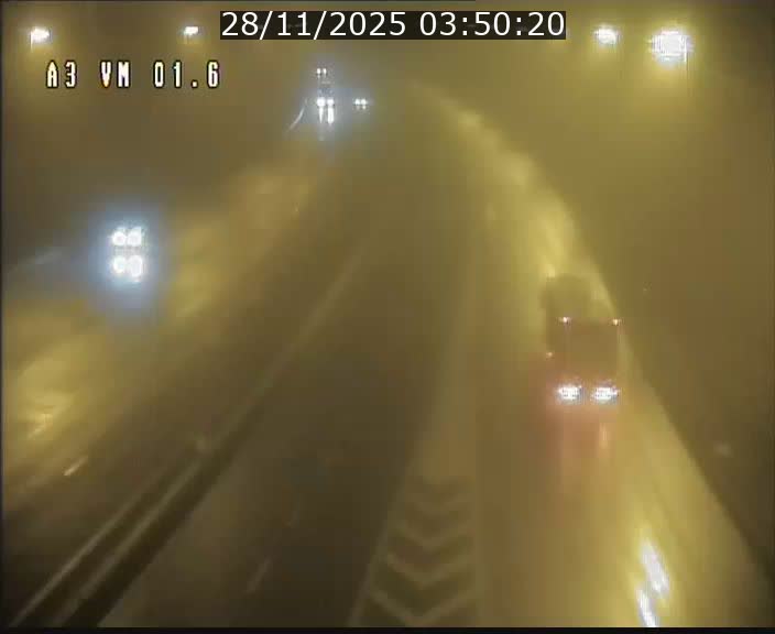 Traffic live webcam Luxembourg - Croix de Gasperich - A3 - BK 1.6 - direction France/Aire de Berchem