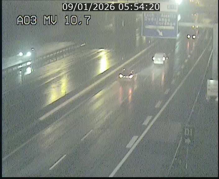 Traffic live webcam Luxembourg Croix de Bettembourg - A3 - BK 10.7 - direction France