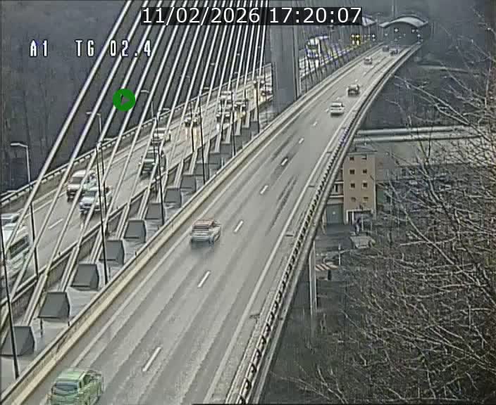 Traffic live webcam Luxembourg Sandweiler - A1 direction Luxembourg-ville - BK 2.4