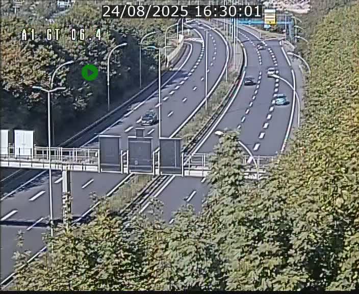 Traffic live webcam Luxembourg Hamm - A1 direction Sandweiler - BK 6.4