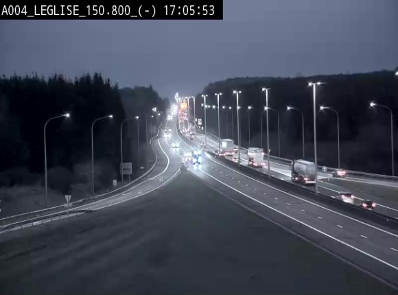 Webcam E411 dans la Côte de Léglise. Vue orientée vers Bruxelles