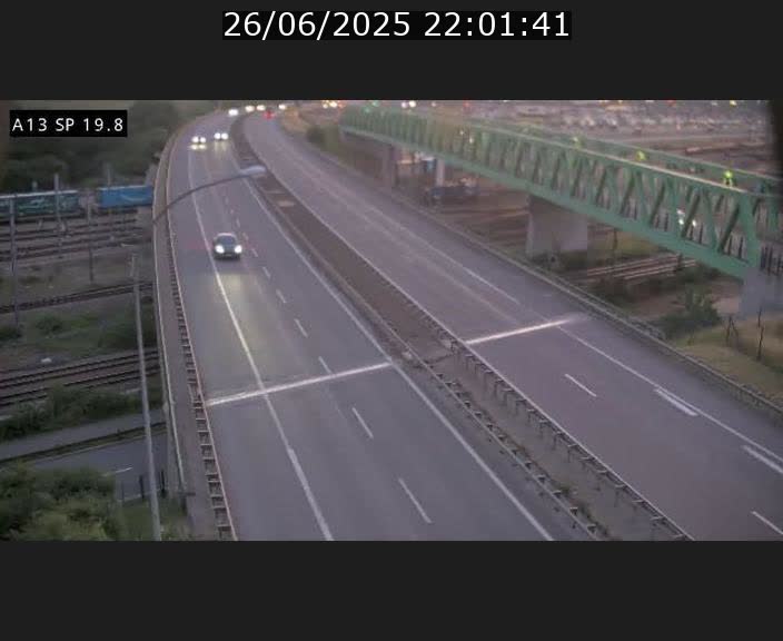 Traffic live webcam Luxembourg Croix de Bettembourg - A13 direction Esch-sur-Alzette - BK 19.8