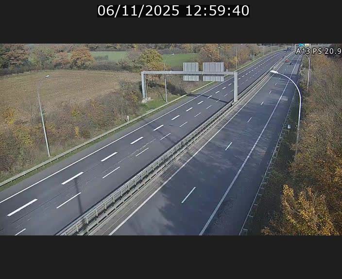 Traffic live webcam Luxembourg Croix de Bettembourg, rond-point d'Hellange - A13 direction Allemagne - BK 20.9