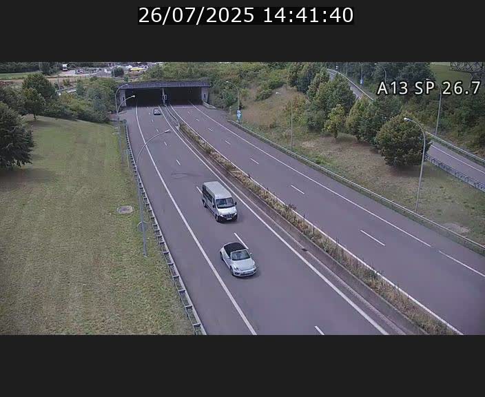 Traffic live webcam Luxembourg Frisange - A13 direction Luxembourg-ville - BK 26.7