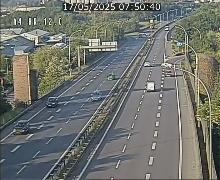 Traffic live webcam Luxembourg Jonction Foetz - A4 - BK 12.0 - direction Esch sur Alzette