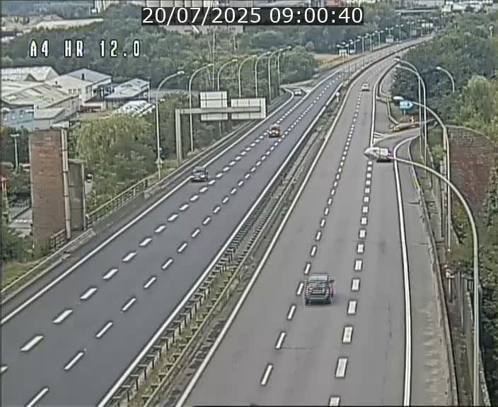 Traffic live webcam Luxembourg Jonction Foetz - A4 - BK 12.0 - direction Esch sur Alzette