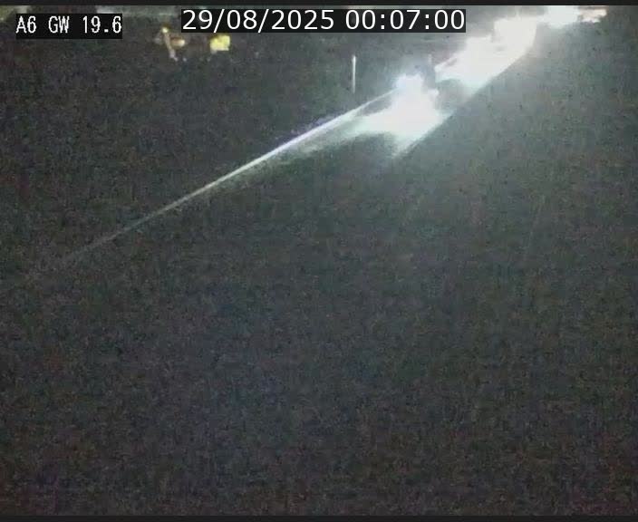 Traffic live webcam Luxembourg - Steinfort - A6 - BK 19.6 - direction Belgique