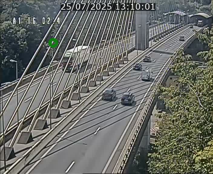Traffic live webcam Luxembourg Sandweiler - A1 direction Luxembourg-ville - BK 2.4