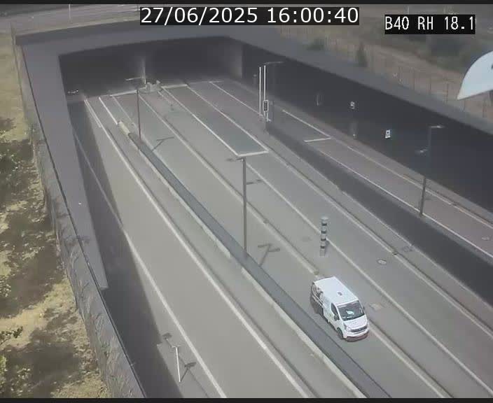 Webcam sur la route de contournement d'Esch-Belval avant le tunnel Central Gate au niveau de la porte de France et du radar fixe