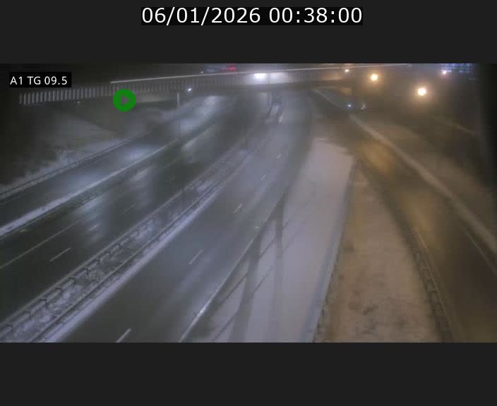 Traffic live webcam Luxembourg Jonction Grünewald - A1 direction Luxembourg-ville - BK 9.5