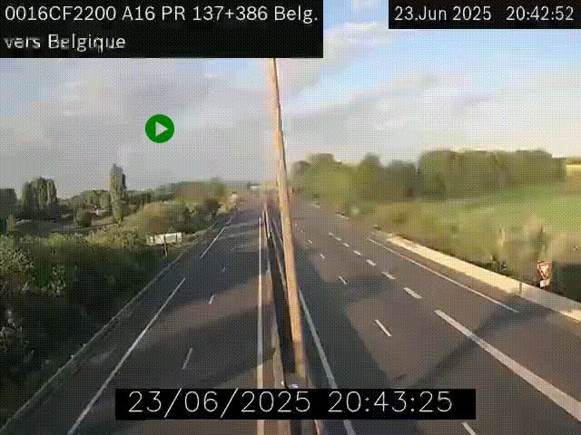 Webcam à la frontière franco-belge au niveau de Bray-Dunes/De-Panne sur l'autoroute A16. Vue orientée vers la Belgique