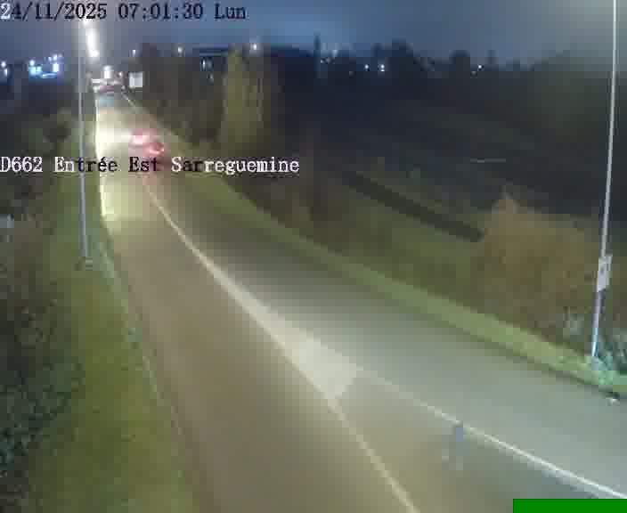 Point de vue trafic déployé sur D662 (France) à Sarreguemines, regardant vers Sarreguemines, aidant conducteurs et services à anticiper les flux.