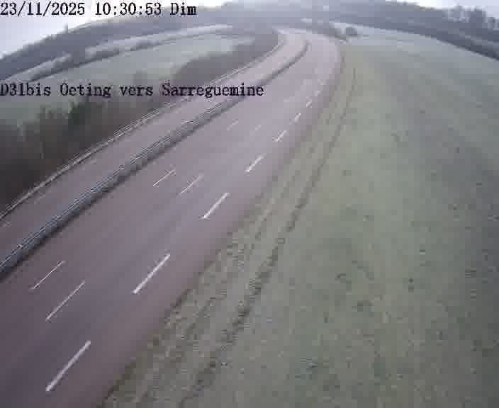 Webcam installée le long de D31bis (France) à Oeting, pointée vers Sarreguemines, utile pour suivre précisément les conditions de trafic.