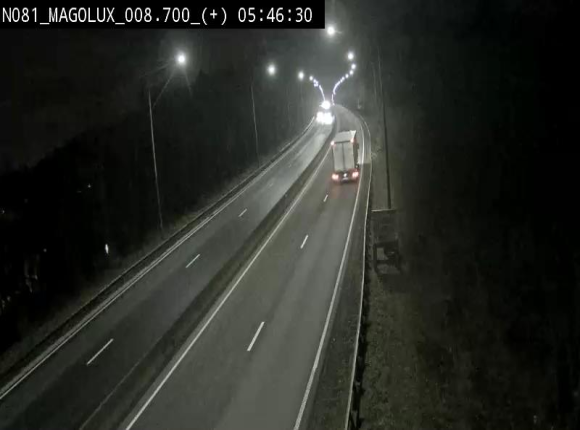 Webcam sur la N81 (E411) à hauteur de la jonction avec la N883. Vue orientée vers Longwy