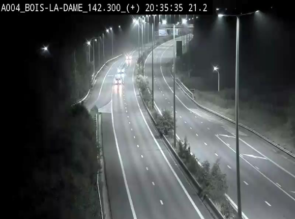Webcam située entre la sortie 29 Neufchâteau et la jonction avec l'E25 en direction de Liège et Luxembourg