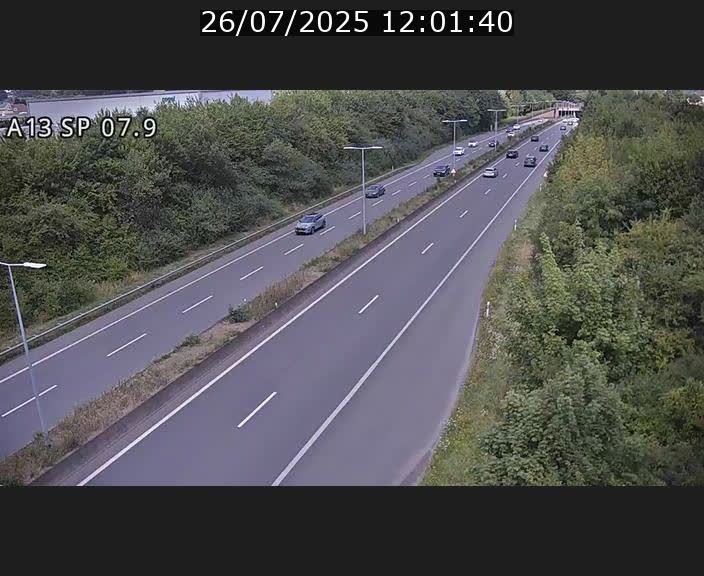 Traffic live webcam Luxembourg Jonction Lankelz - A13 direction Pétange - BK 7.9