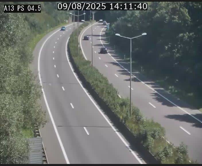 Traffic live webcam Luxembourg Differdange - A13 direction Esch-sur-Alzette - BK 4.5