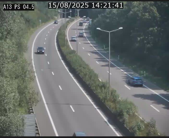 Traffic live webcam Luxembourg Differdange - A13 direction Esch-sur-Alzette - BK 4.5