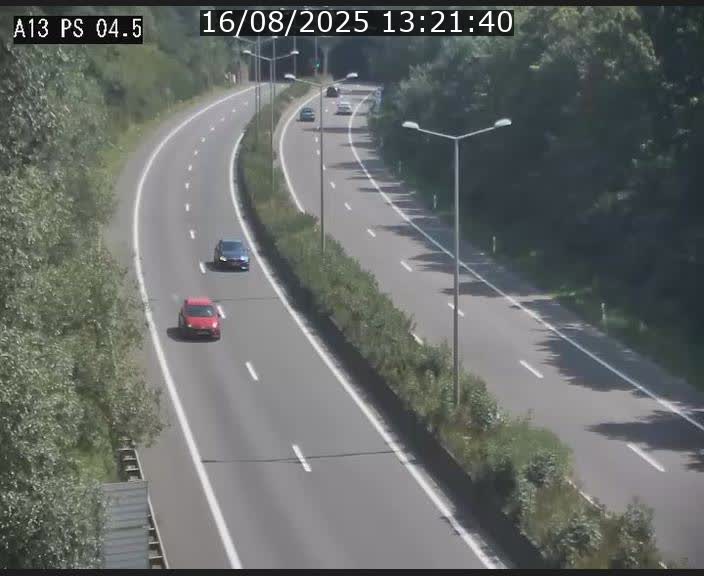 Traffic live webcam Luxembourg Differdange - A13 direction Esch-sur-Alzette - BK 4.5