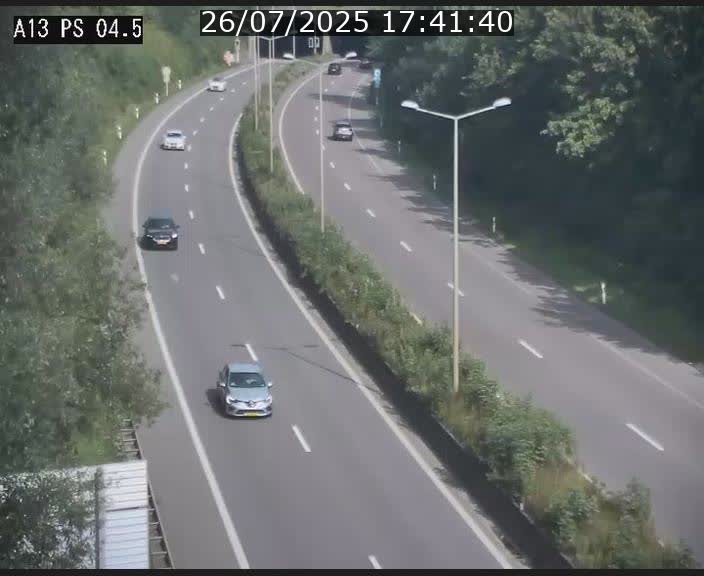 Traffic live webcam Luxembourg Differdange - A13 direction Esch-sur-Alzette - BK 4.5