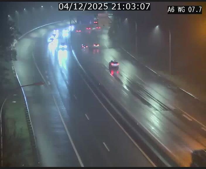 Traffic live webcam Luxembourg - Bridel - A6 - BK 7.7 - direction Belgique