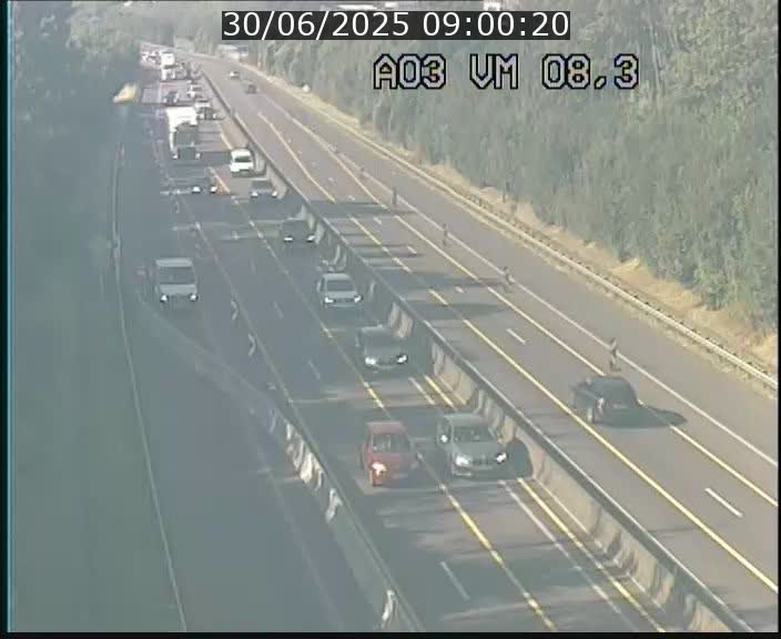 Traffic live webcam Luxembourg Bettembourg - A3 - BK 8.3 - direction France