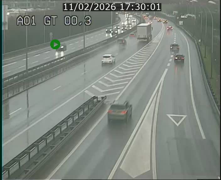 Traffic live webcam Luxembourg Croix de Gasperich - A1 direction Kirchberg - BK 0.3