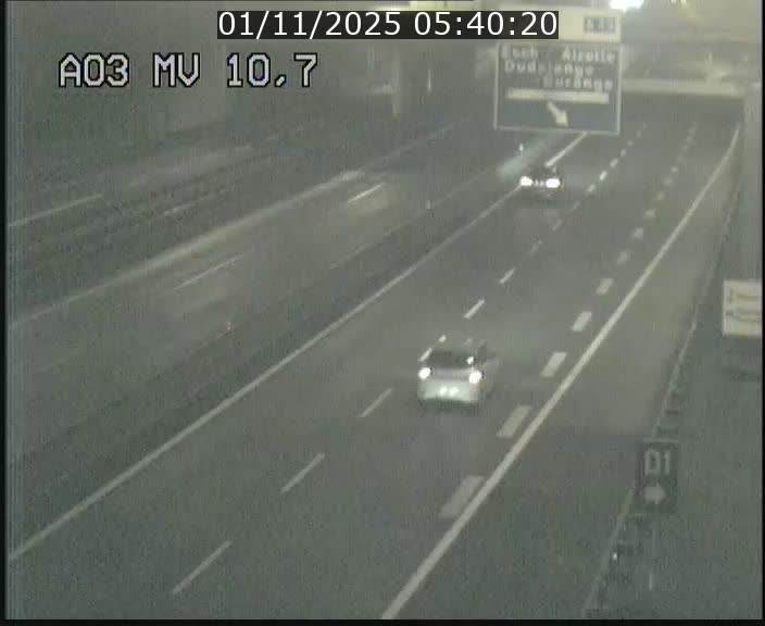 Traffic live webcam Luxembourg Croix de Bettembourg - A3 - BK 10.7 - direction France