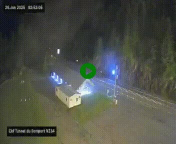 Webcam à l'entrée du tunnel du Somport, côté français, sur la N134, dans les Pyrénées, en direction de l'Espagne, à 1116 mètres d'altitude