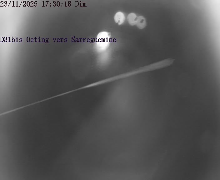 Webcam installée le long de D31bis (France) à Oeting, pointée vers Sarreguemines, utile pour suivre précisément les conditions de trafic.