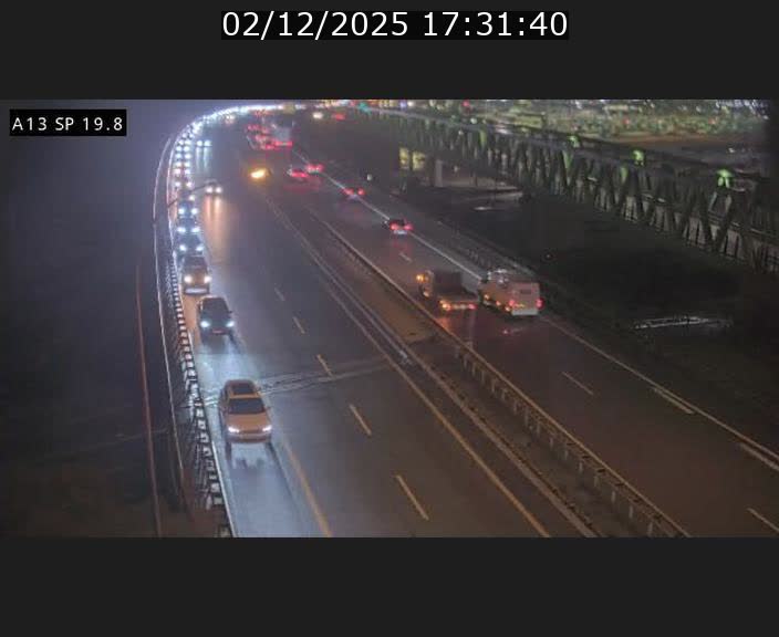 Traffic live webcam Luxembourg Croix de Bettembourg - A13 direction Esch-sur-Alzette - BK 19.8