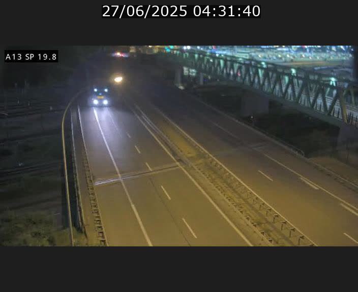Traffic live webcam Luxembourg Croix de Bettembourg - A13 direction Esch-sur-Alzette - BK 19.8