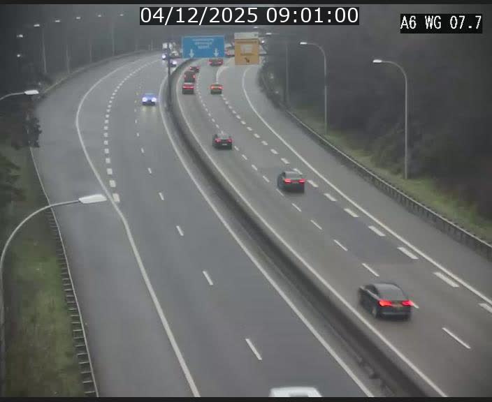 Traffic live webcam Luxembourg - Bridel - A6 - BK 7.7 - direction Belgique