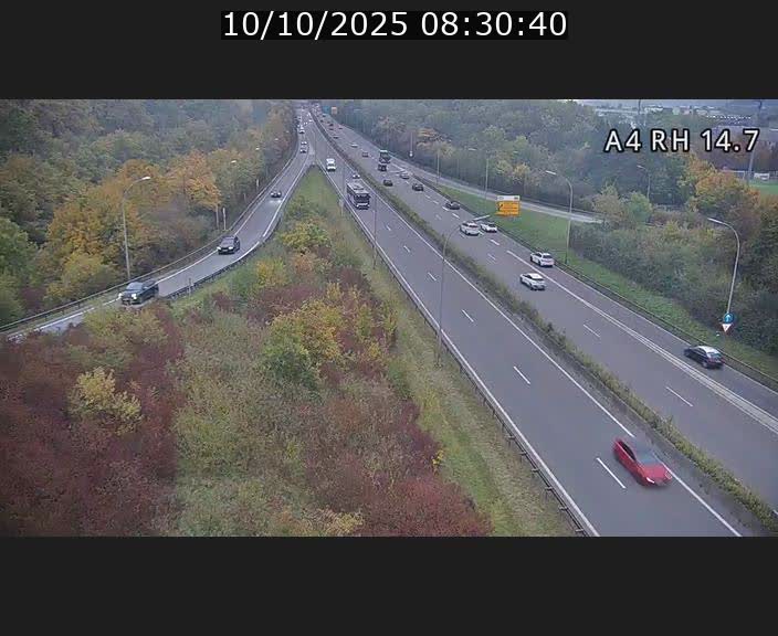 Traffic live webcam Luxembourg Jonction Lankelz - A4 - BK 14.7 - direction Luxembourg