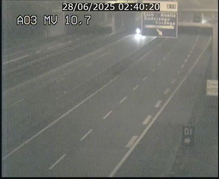 Traffic live webcam Luxembourg Croix de Bettembourg - A3 - BK 10.7 - direction France