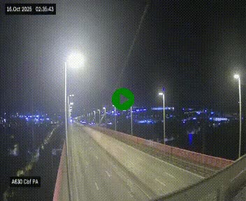 Webcam autoroute sur le périphérique de Bordeaux (A630) au nord de la ville. Caméra située sur le Pont d'Aquitaine.