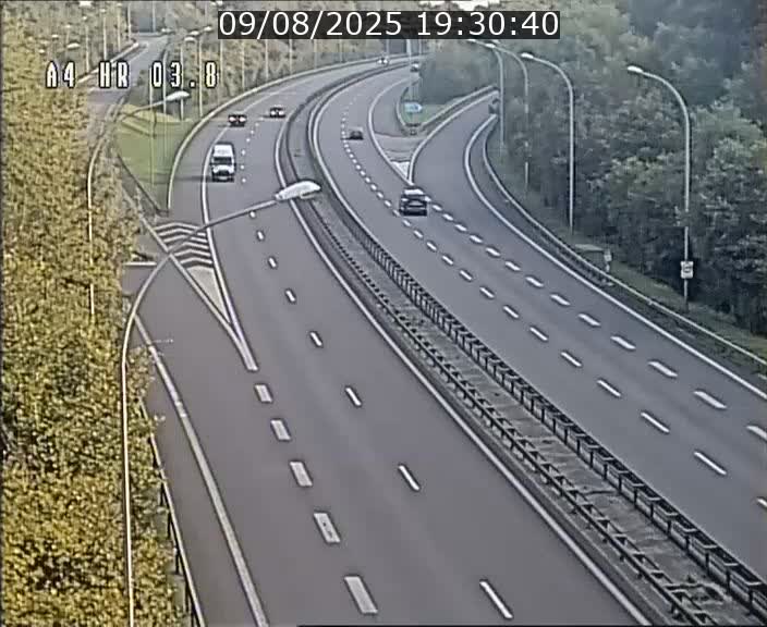Webcam traffic A4 Luxembourg - BK 3.8 - Leudelange (direction Esch sur Alzette)