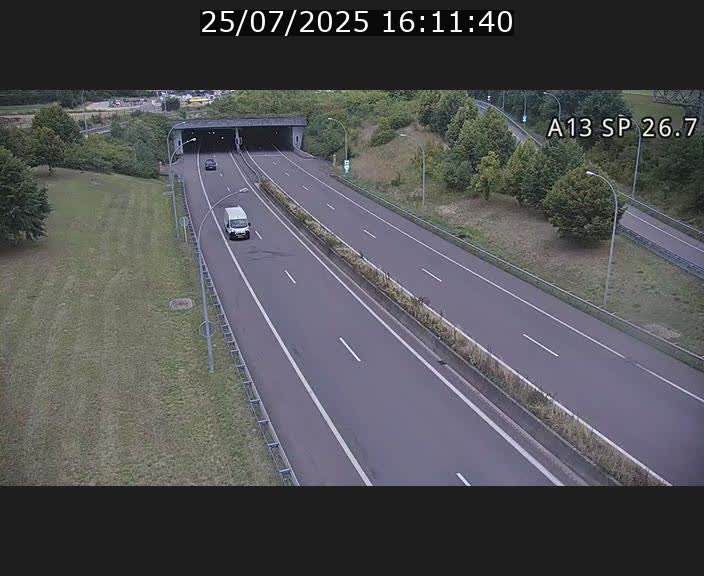 Traffic live webcam Luxembourg Frisange - A13 direction Luxembourg-ville - BK 26.7