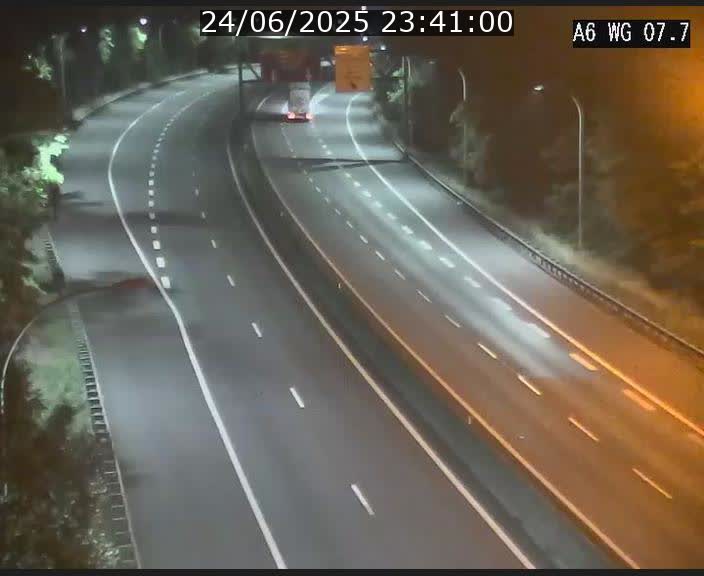 Traffic live webcam Luxembourg - Bridel - A6 - BK 7.7 - direction Belgique