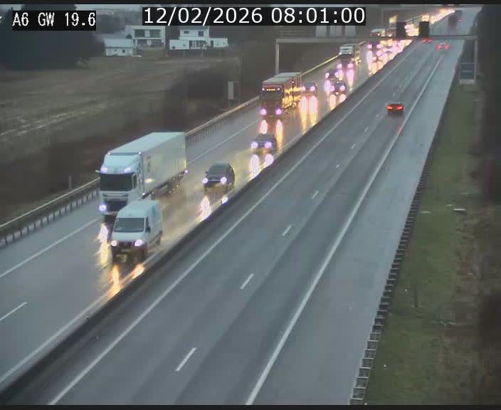 Traffic live webcam Luxembourg - Steinfort - A6 - BK 19.6 - direction Belgique