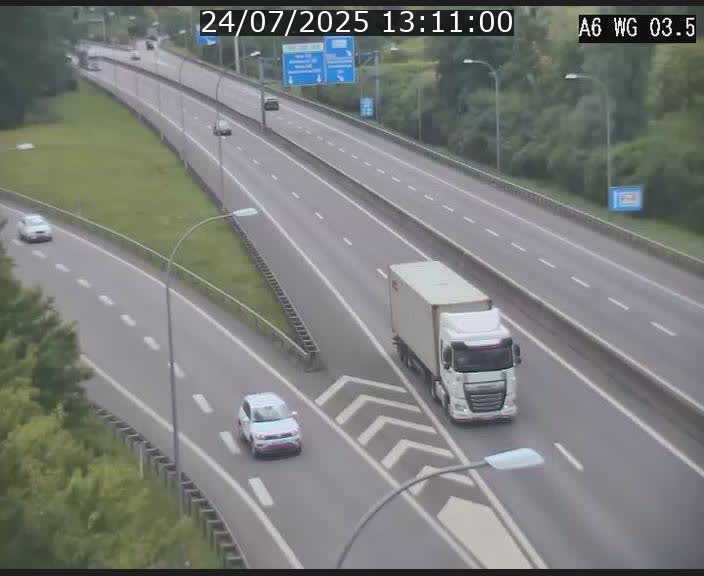 Traffic live webcam Luxembourg - Croix de Cessange - A6 - BK 3.5 - direction France/Allemagne