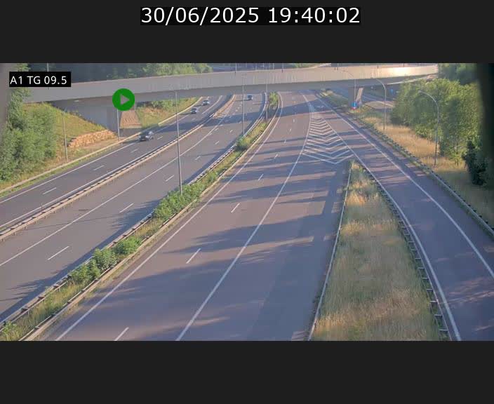 Traffic live webcam Luxembourg Jonction Grünewald - A1 direction Luxembourg-ville - BK 9.5